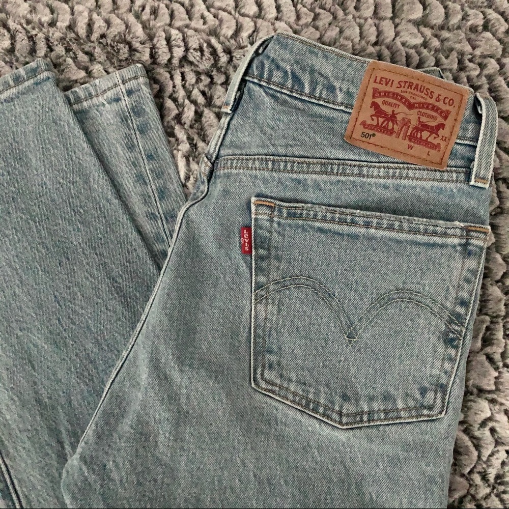 Levi’s 501 straight leg jeans